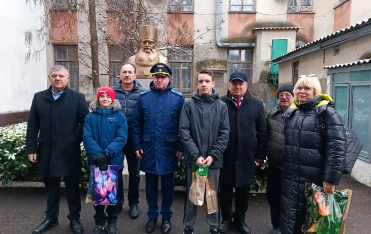 Помощь военному госпиталю имени Святого Луки