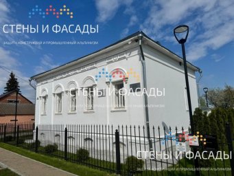 Почему фасады зданий начинают разрушаться именно весной и летом