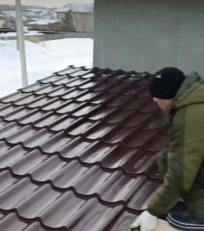 Замена кровли частных домов в Домодедово выполняется компанией «Строй-Бригадир» Замена кровли частных домов в Домодедово выполняется компанией «Строй-Бригадир»